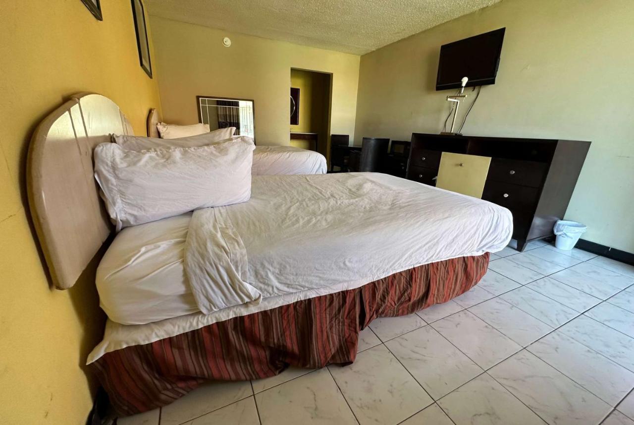 Travelodge By Wyndham Lumberton Eksteriør bilde