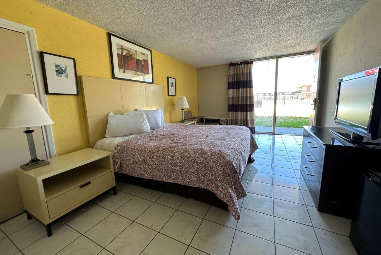 Travelodge By Wyndham Lumberton Eksteriør bilde