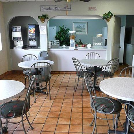 Travelodge By Wyndham Lumberton Restaurant bilde